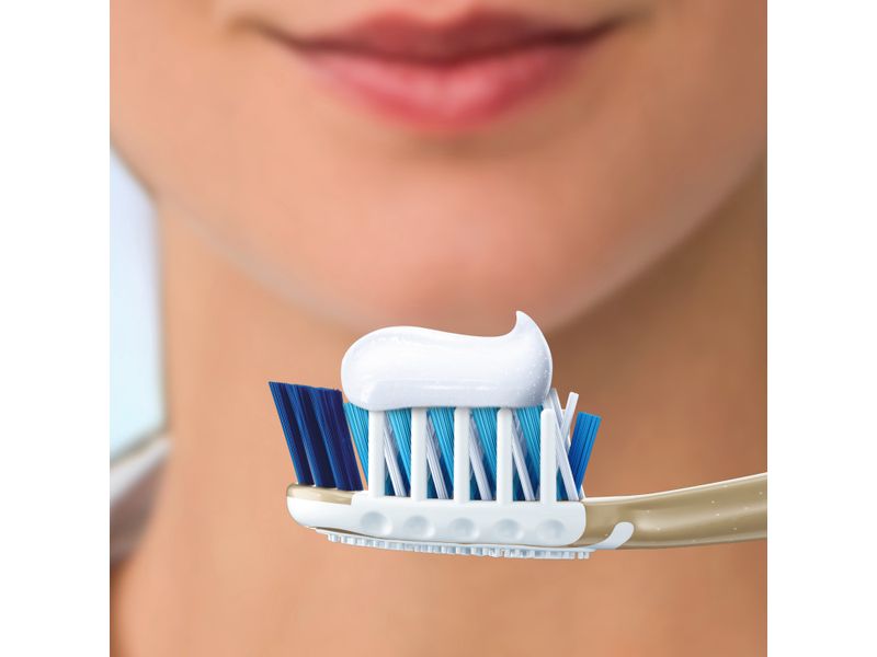 Pasta-Dental-Oral-B-100-Menta-Refrescante-con-Fl-or-55ml-5-8661