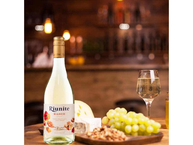 Riunite-Vino-Blanco-750Ml-4-1880