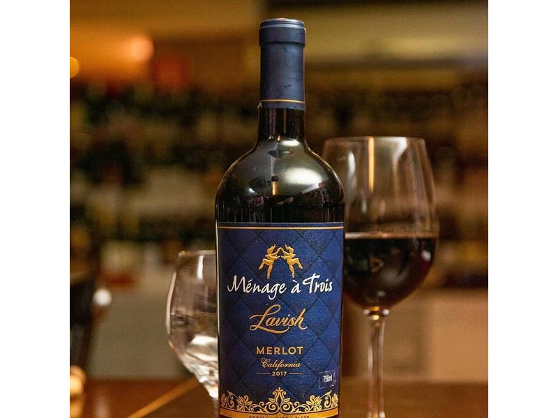 Vino-Tinto-Menage-A-Lavish-Merlot-750Ml-4-28693