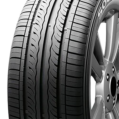 Llanta Kumho para automóviles 175/70 Rin13 h04l kr26